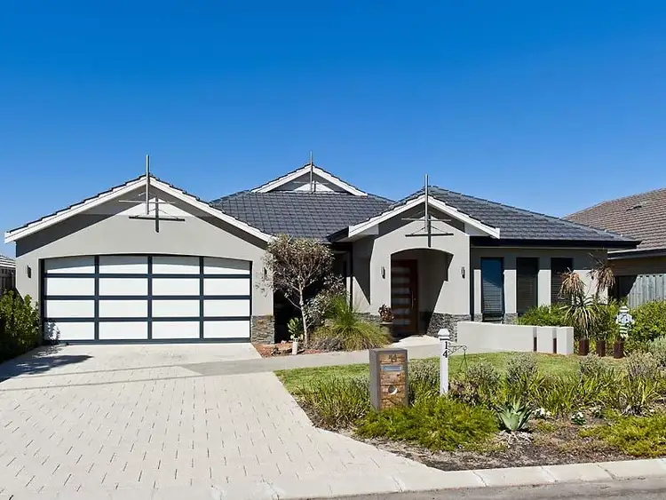 14 Ewens Pass, Ellenbrook WA 6069
