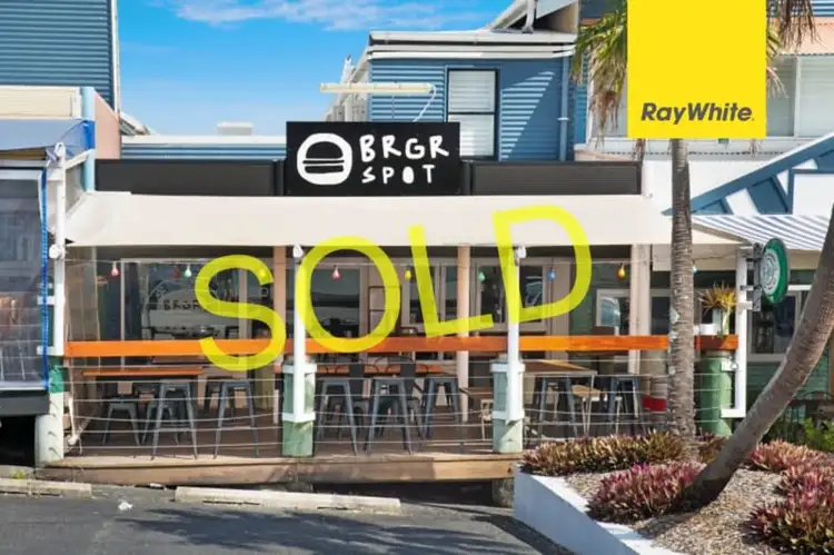 2/14-15 Clarence Street, Yamba NSW 2464