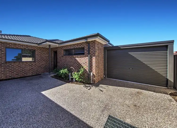Seventh view of Homely unit listing, 3/8 Ivanhoe Avenue, St Albans VIC 3021