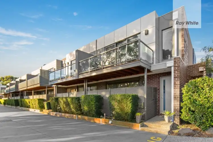 1/4 Vangelica Way, South Morang VIC 3752