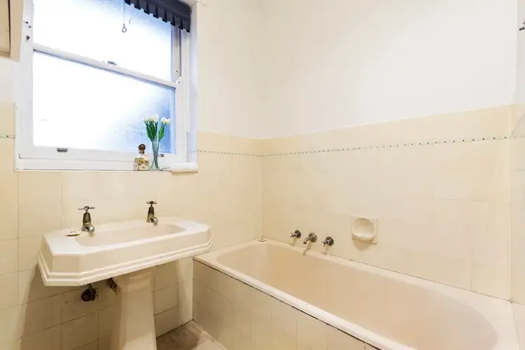 Sixth view of Homely house listing, 7 Holland Court, Oakleigh VIC 3166