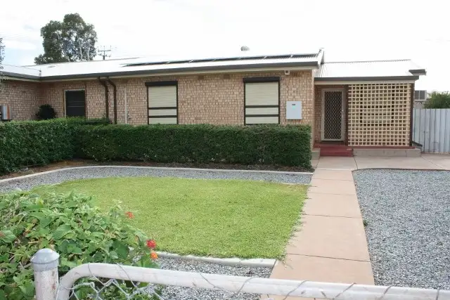 4 Henderson Street, Whyalla Norrie SA 5608