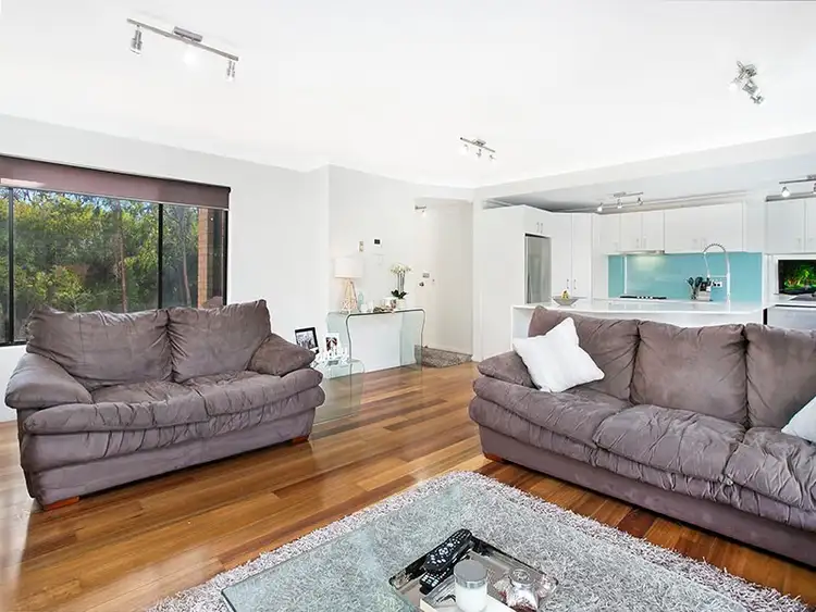 Third view of Homely unit listing, 4/7-11 Searl Road, Cronulla NSW 2230