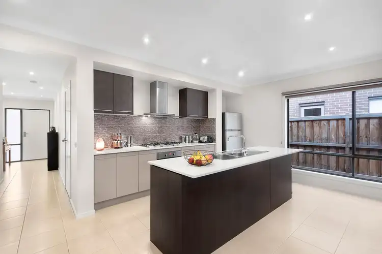 Sixth view of Homely house listing, 37 Aubisque Close, Plumpton VIC 3335