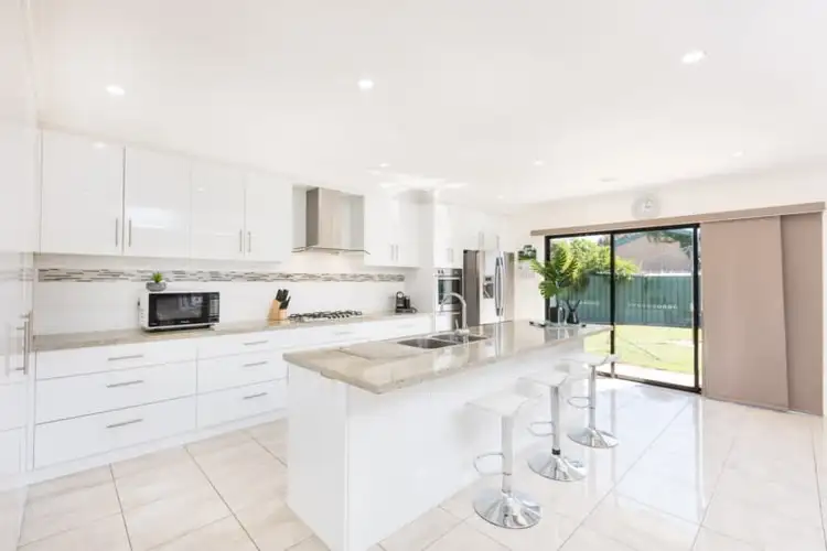 Fourth view of Homely house listing, 2 James Court, Mildura VIC 3500