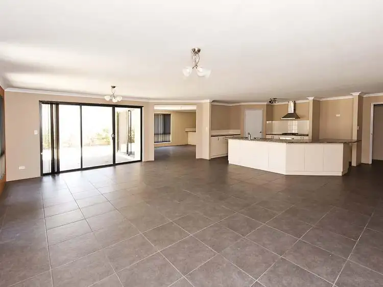 34 Makybe Drive, Baldivis WA 6171