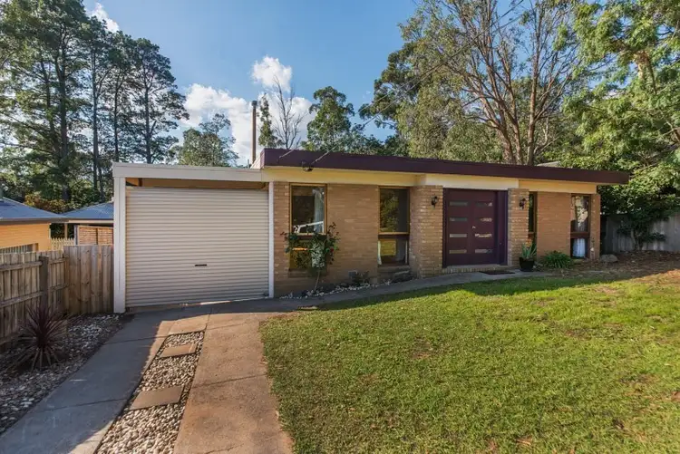 15 Chestnut Avenue, Ferntree Gully VIC 3156