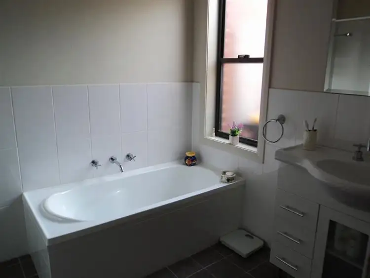 Fifth view of Homely villa listing, 6/57-59 Illowra Crescent, Primbee NSW 2502