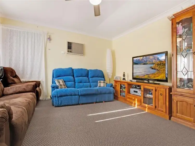 Second view of Homely house listing, 1 Tripp Close, Thornton NSW 2322
