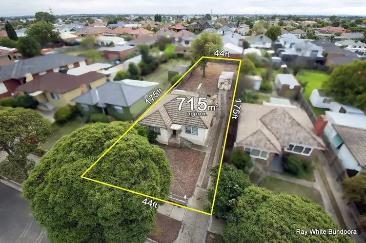 8 Cool Street, Reservoir VIC 3073