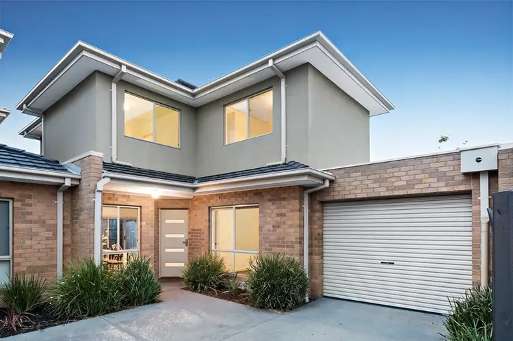 Main view of Homely townhouse listing, 4/28 Devon Grove, Oakleigh VIC 3166