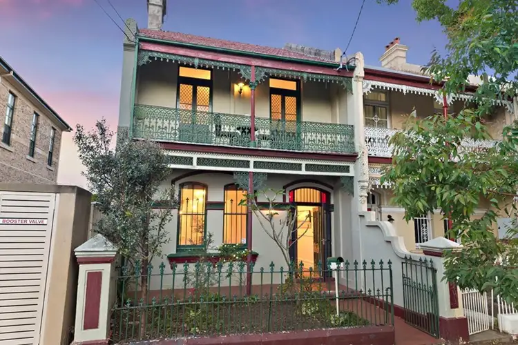 14 Metropolitan Road, Enmore NSW 2042