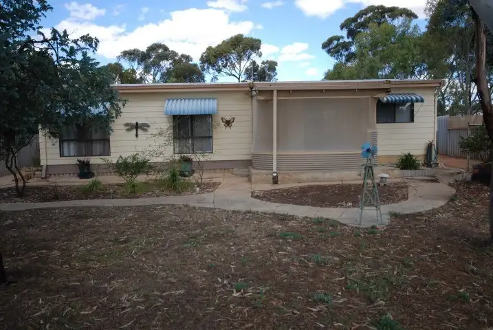 27 Stratford Street, Pingelly WA 6308