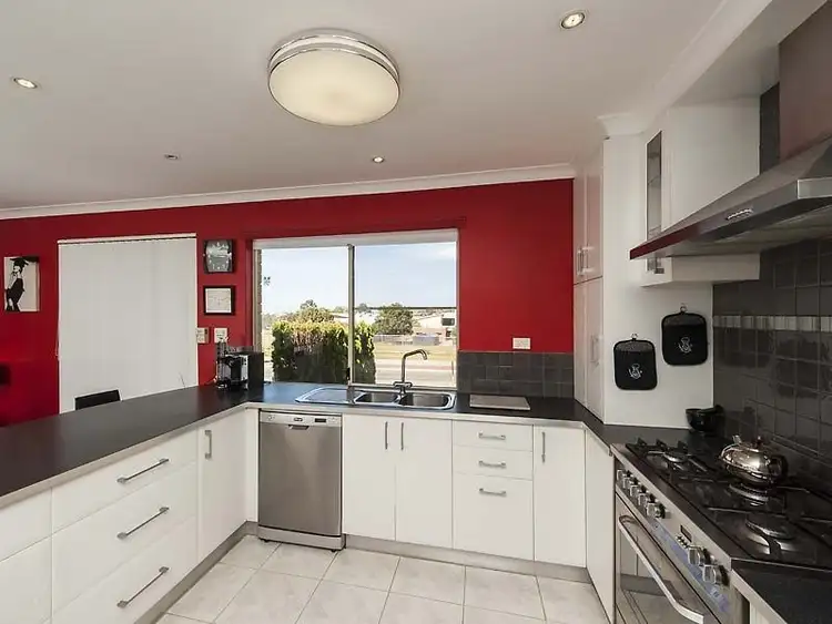 Fifth view of Homely house listing, 2 Ormiston Gardens, Clarkson WA 6030