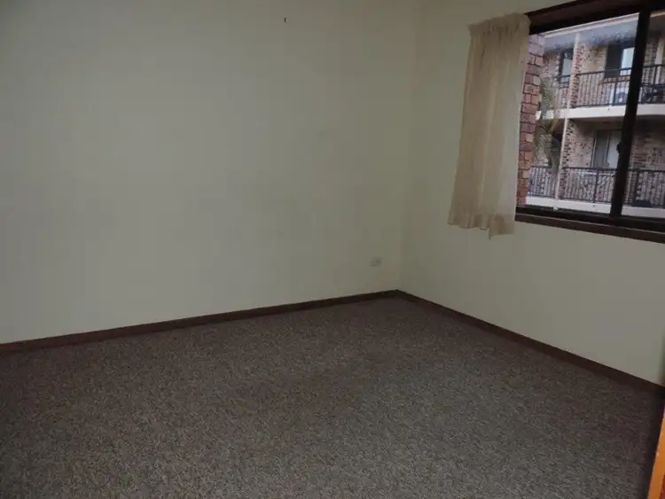 Sixth view of Homely apartment listing, 4/60 Bauer Street, Southport QLD 4215