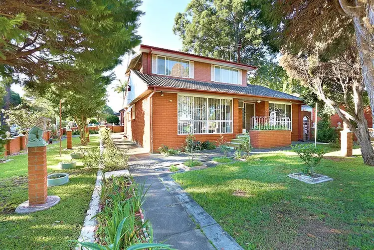 3 Lynesta Avenue, Fairfield West NSW 2165