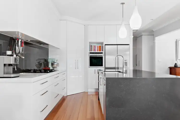 Fourth view of Homely house listing, 10 Bowen Street, Hughesdale VIC 3166