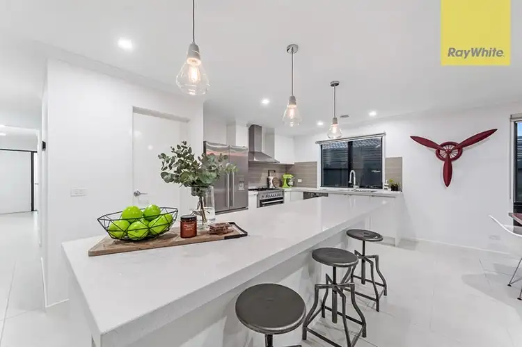 Second view of Homely house listing, 17 Leveque Loop, Craigieburn VIC 3064