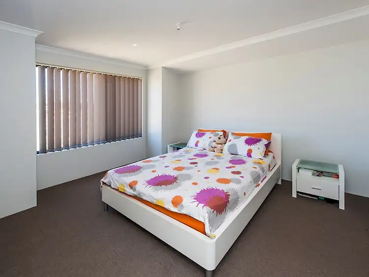Fourth view of Homely house listing, 10 Elsinge Link, Baldivis WA 6171