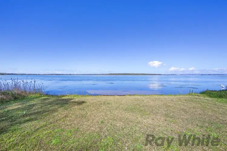 98 Diamond Head Drive, Budgewoi NSW 2262