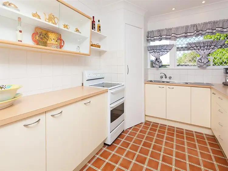 Sixth view of Homely house listing, 15 Carrara Street, Mount Gravatt East QLD 4122