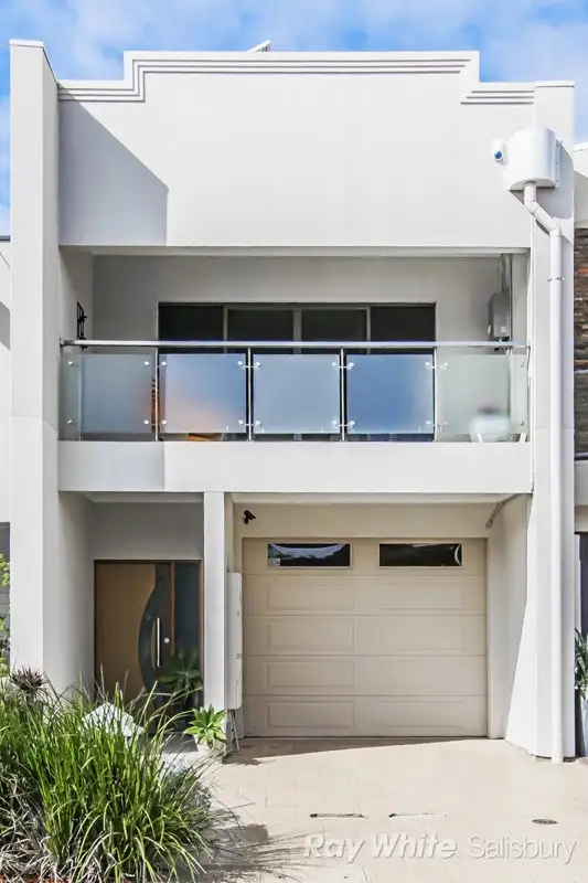 39 Macmillan Avenue, Mawson Lakes SA 5095