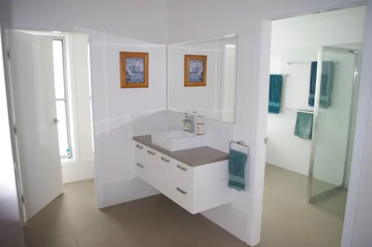 Sixth view of Homely house listing, 1 Box Tree Place, Inverell NSW 2360