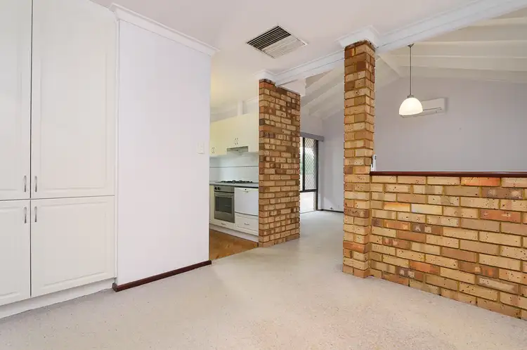 Sixth view of Homely villa listing, 7/7 Hesford Avenue, Mount Pleasant WA 6153