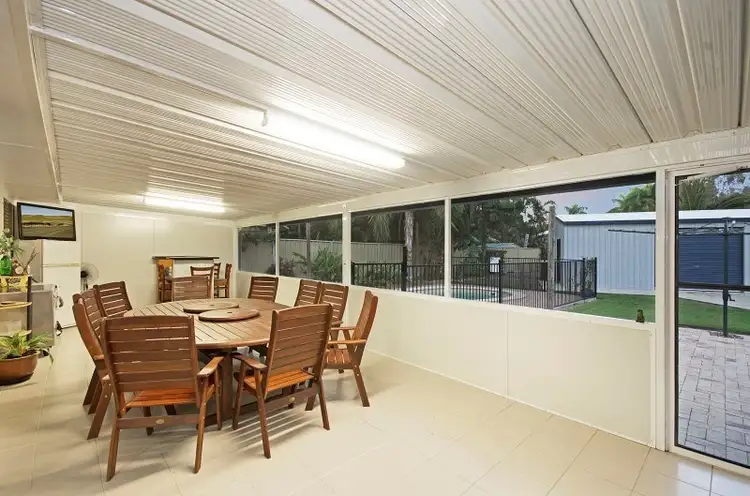 4 Gum Court, Bushland Beach QLD 4818