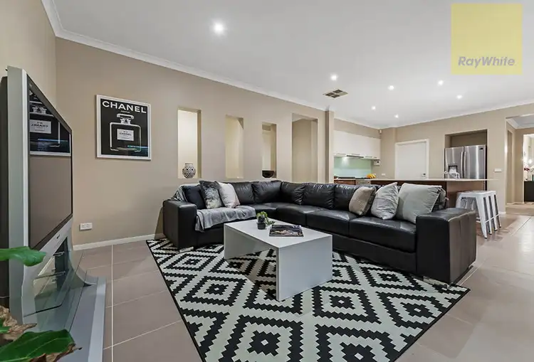 Seventh view of Homely house listing, 9 Cascade Terrace, Craigieburn VIC 3064