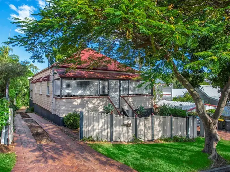 14 Bathurst Street, Red Hill QLD 4059