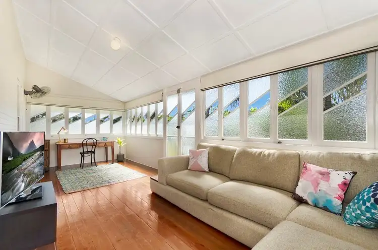 68 Armstrong Street, Hermit Park QLD 4812