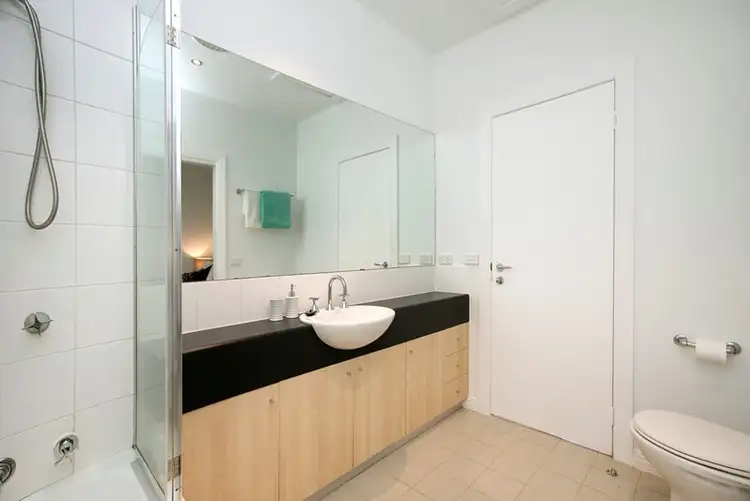 Seventh view of Homely townhouse listing, 2/251 Barkly Street, St Kilda VIC 3182