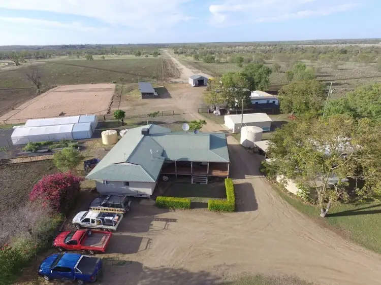 15 Ivor Donovan Road, Emerald QLD 4720