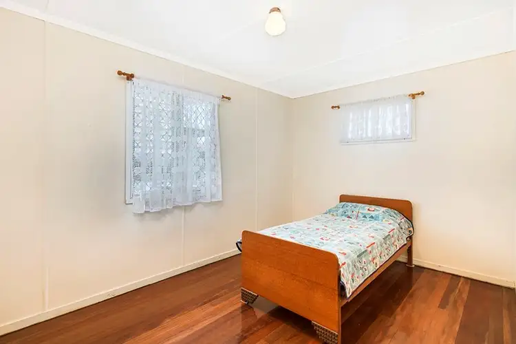 Seventh view of Homely house listing, 10 Hellyer Street, Wynnum West QLD 4178