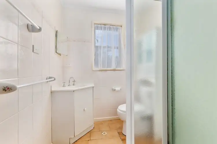 Seventh view of Homely house listing, 10 Eleebana Crescent, Koonawarra NSW 2530