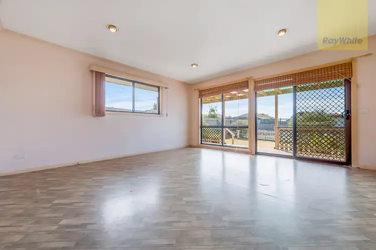 Sixth view of Homely house listing, 8 Rayfield Avenue, Craigieburn VIC 3064