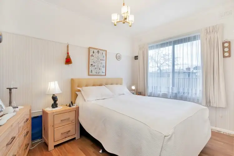 Seventh view of Homely house listing, 5 Violet Grove, Wendouree VIC 3355