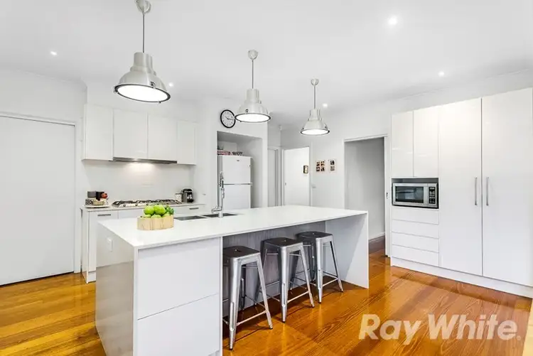 Sixth view of Homely house listing, 33 Shaftsbury Drive, Mulgrave VIC 3170