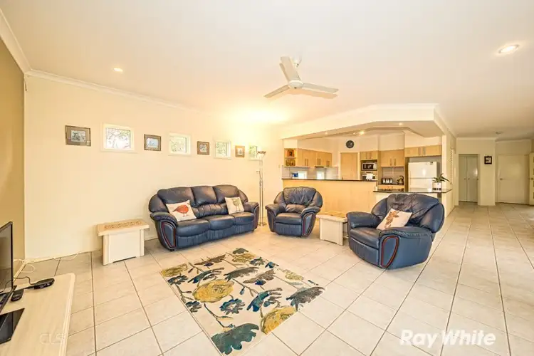 4 Whitehaven Place, Banksia Beach QLD 4507