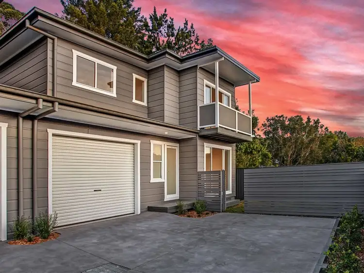 2/18A Foster Street, Helensburgh NSW 2508