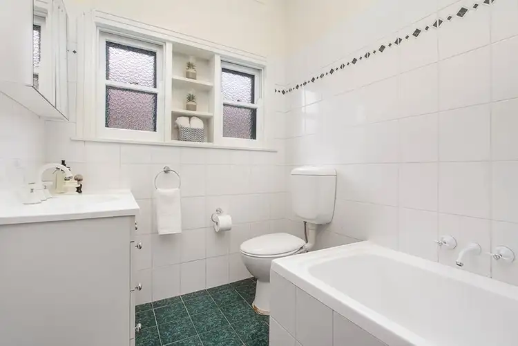 Fourth view of Homely apartment listing, 2/172 Botany Street, Kingsford NSW 2032