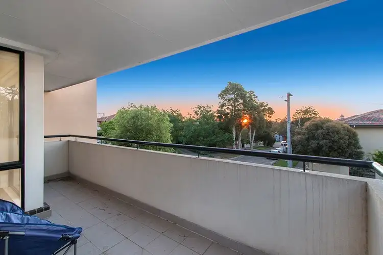 Third view of Homely apartment listing, 7/3 Glenroy Road, Hawthorn VIC 3122