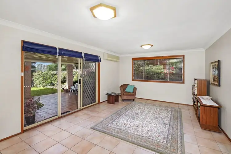 2 Henzel Road, Green Point NSW 2251
