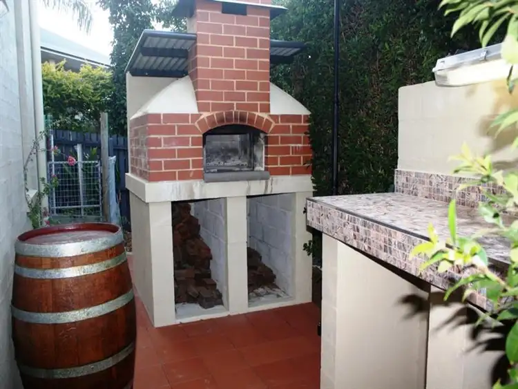 Seventh view of Homely house listing, 10 Jacinta Court, Tannum Sands QLD 4680