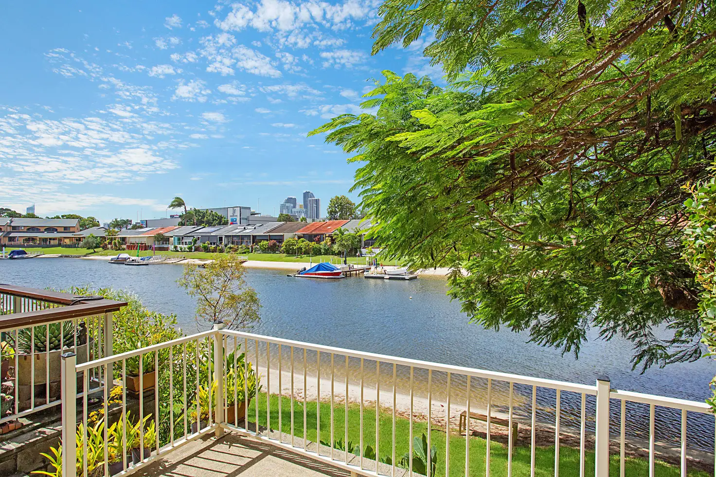 Main view of Homely unit listing, 4/17 Aquila Court, Mermaid Waters QLD 4218