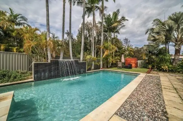 3 Haddon Court, Carrara QLD 4211