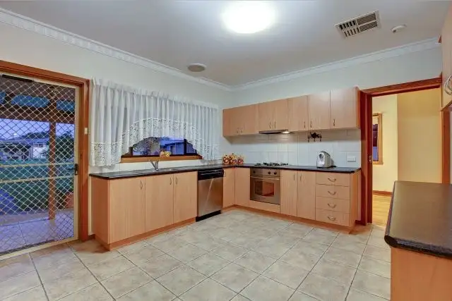 Fifth view of Homely house listing, 33 Hughes Parade, Reservoir VIC 3073