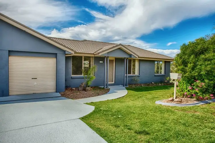 1/2 Elliott Place, Kiama Downs NSW 2533