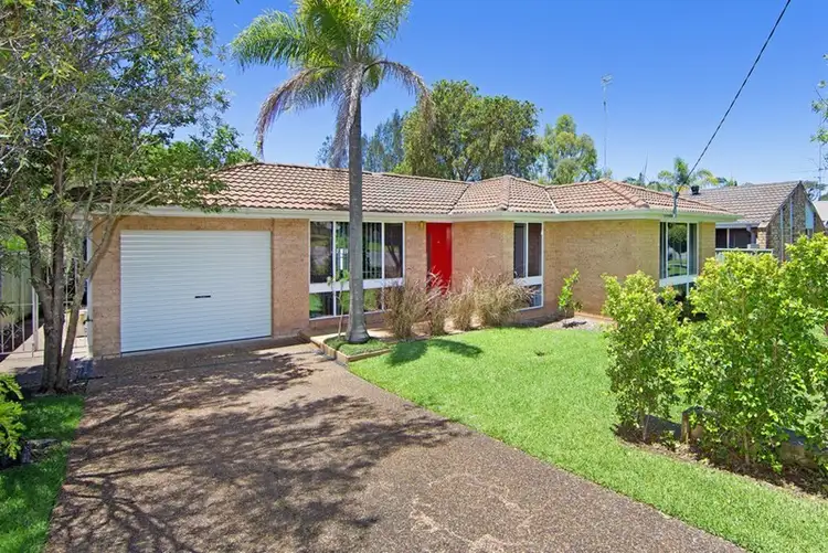 5 Gwydir Street, Bateau Bay NSW 2261